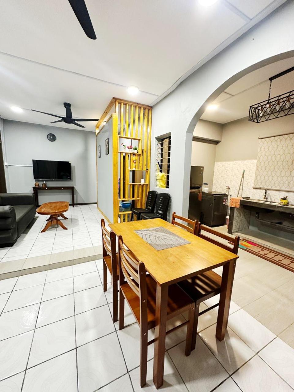 Mz Homestay 투아란 외부 사진